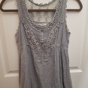 Blue bird, M, Blue/grey boutique top.